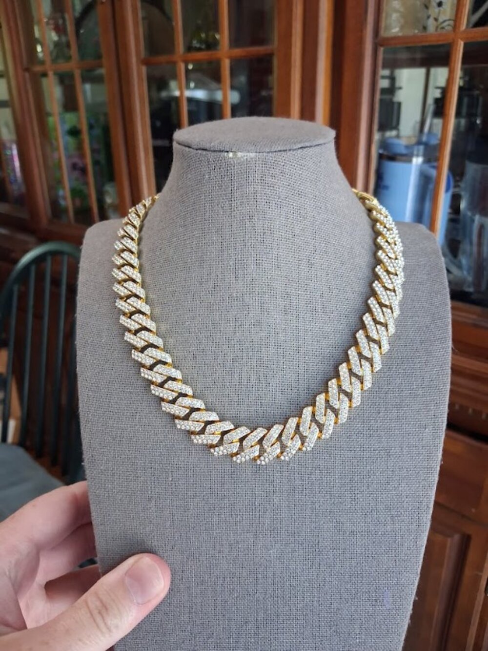 Sparkly 16 inch necklace